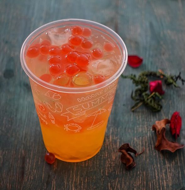 Remplissage De Bubble Tea Aux Fruits